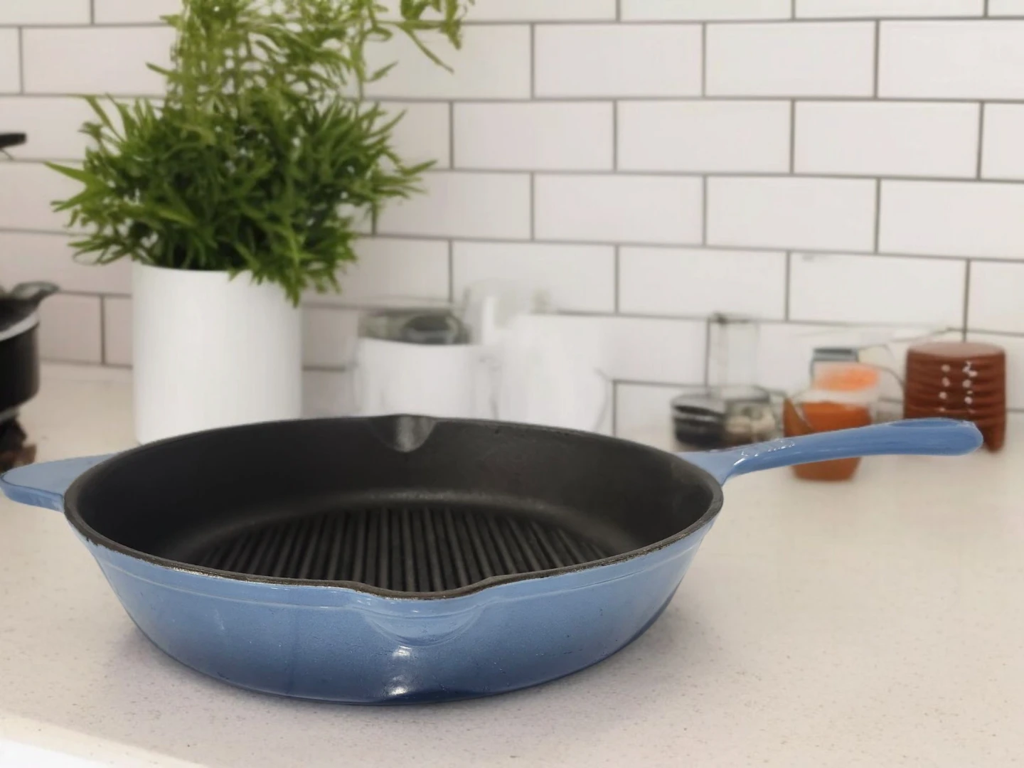 NEW 12" Commercial-Grade Cast Iron Skillet Grill  enamel 🥕