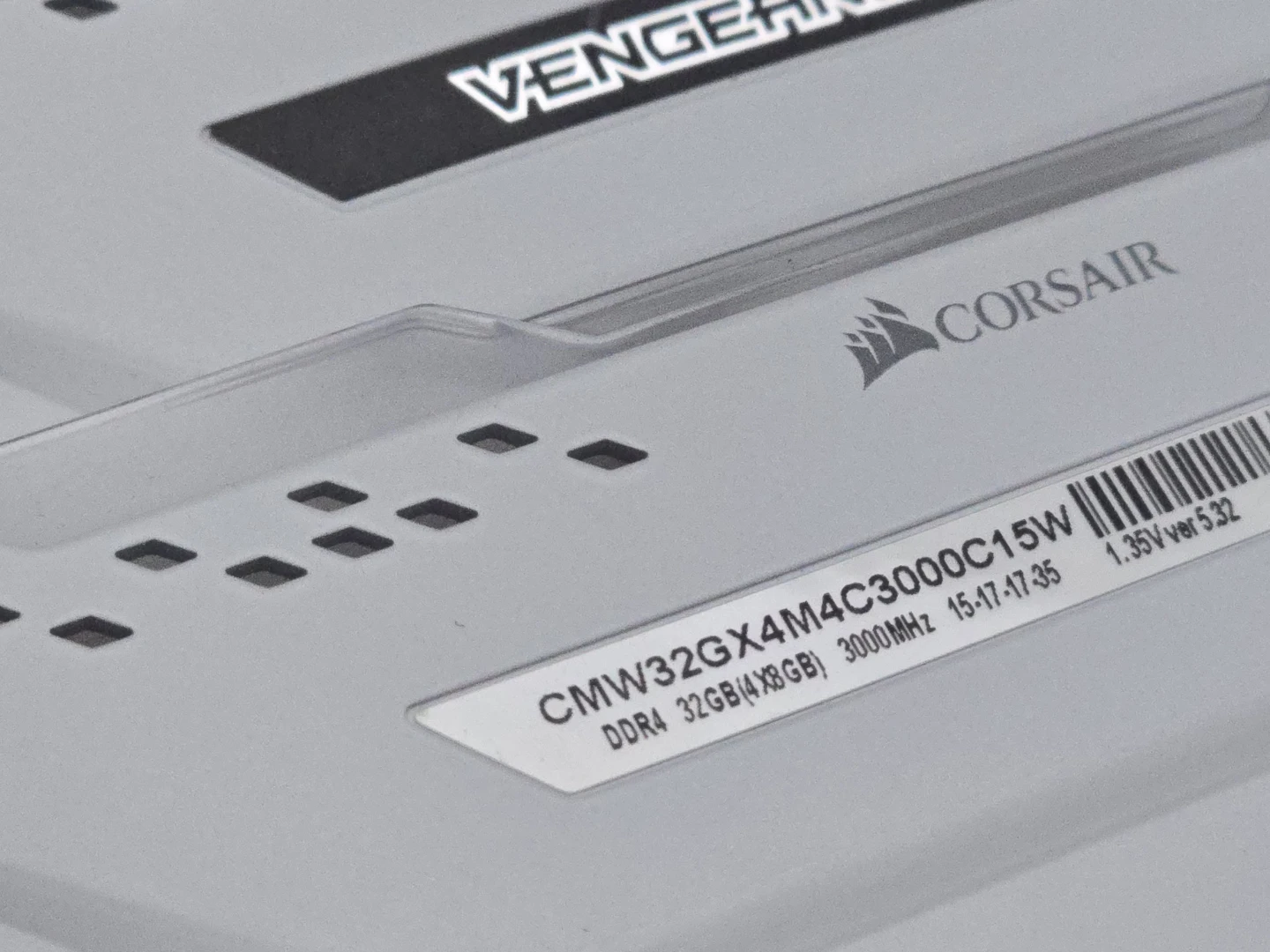 Corsair Vengeance RGB PRO DDR4 RAM - 32GB (4x8GB) 3000MHz - photo 3