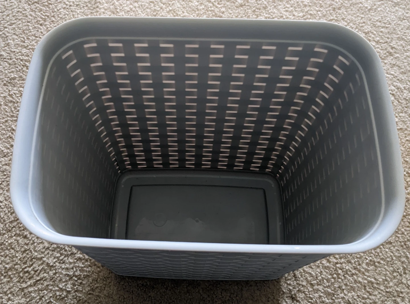 2 New Waste Baskets - photo 4