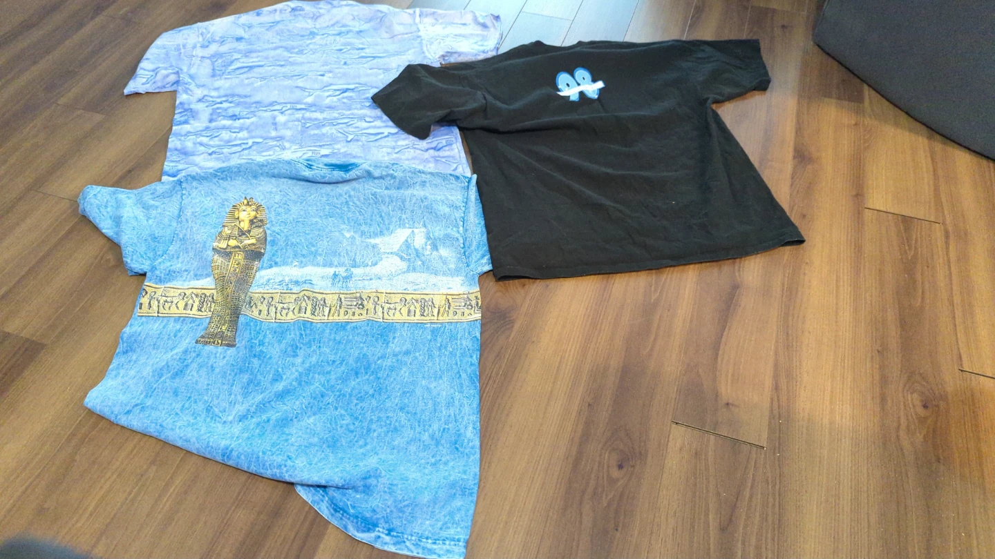 3 T-Shirts: Mickey Mouse, Luxor, Maui XL - photo 2
