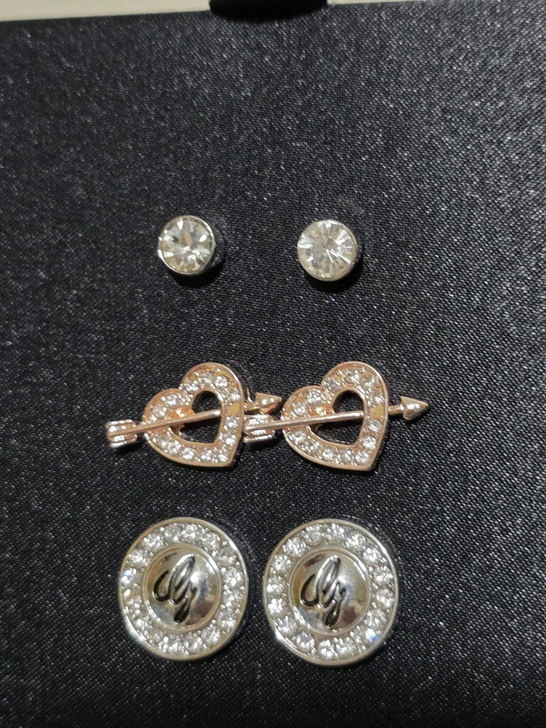 Guess Earrings Set - photo 2