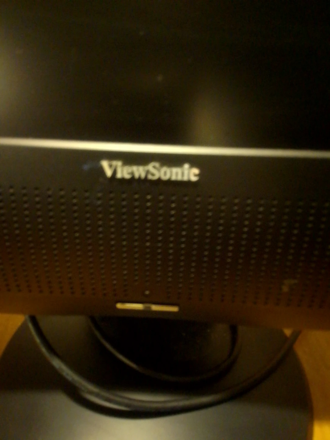 ViewSonic VG2030wm 20-inch LCD Monitor - photo 2