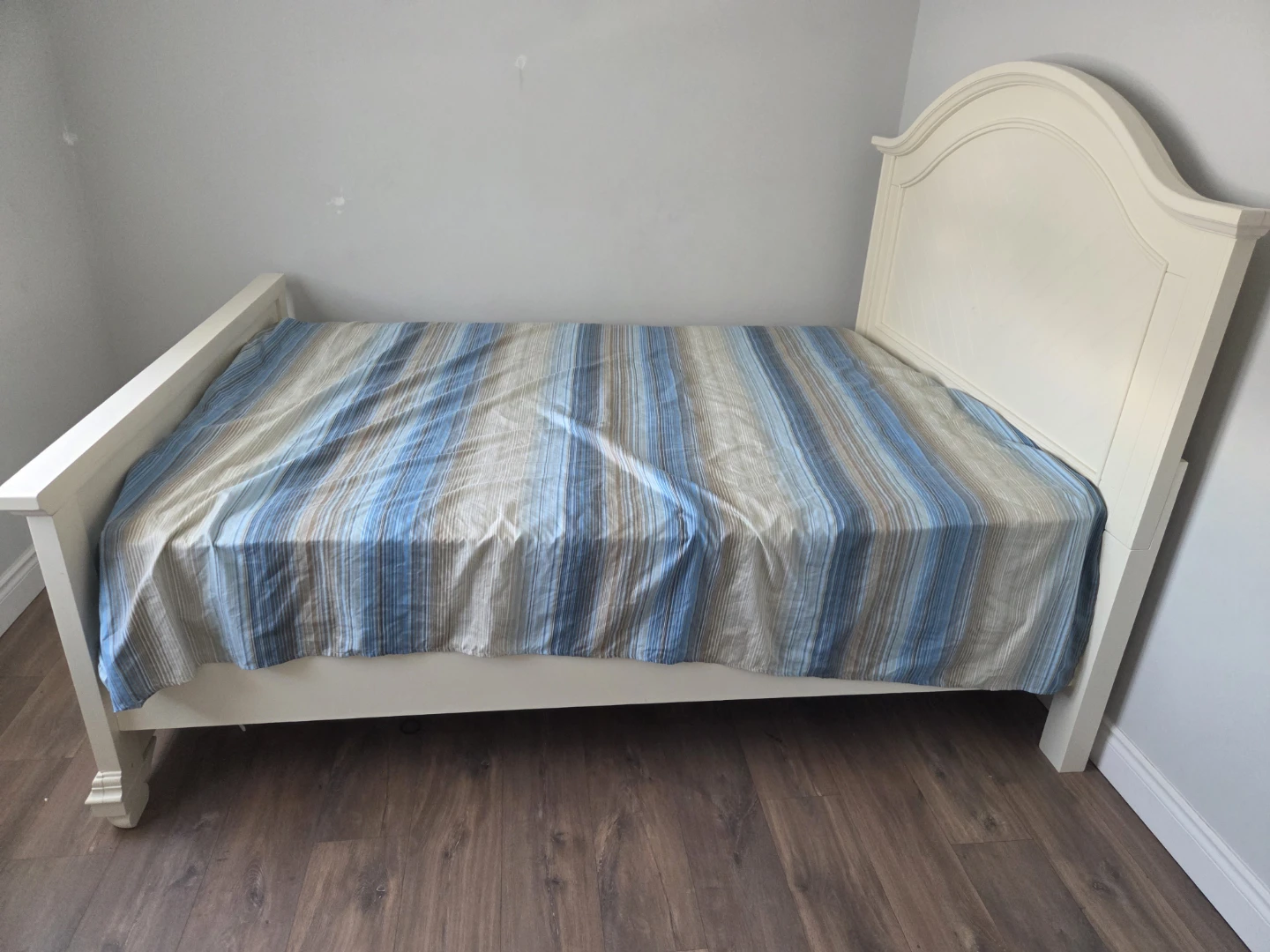 White queen Bed Frame