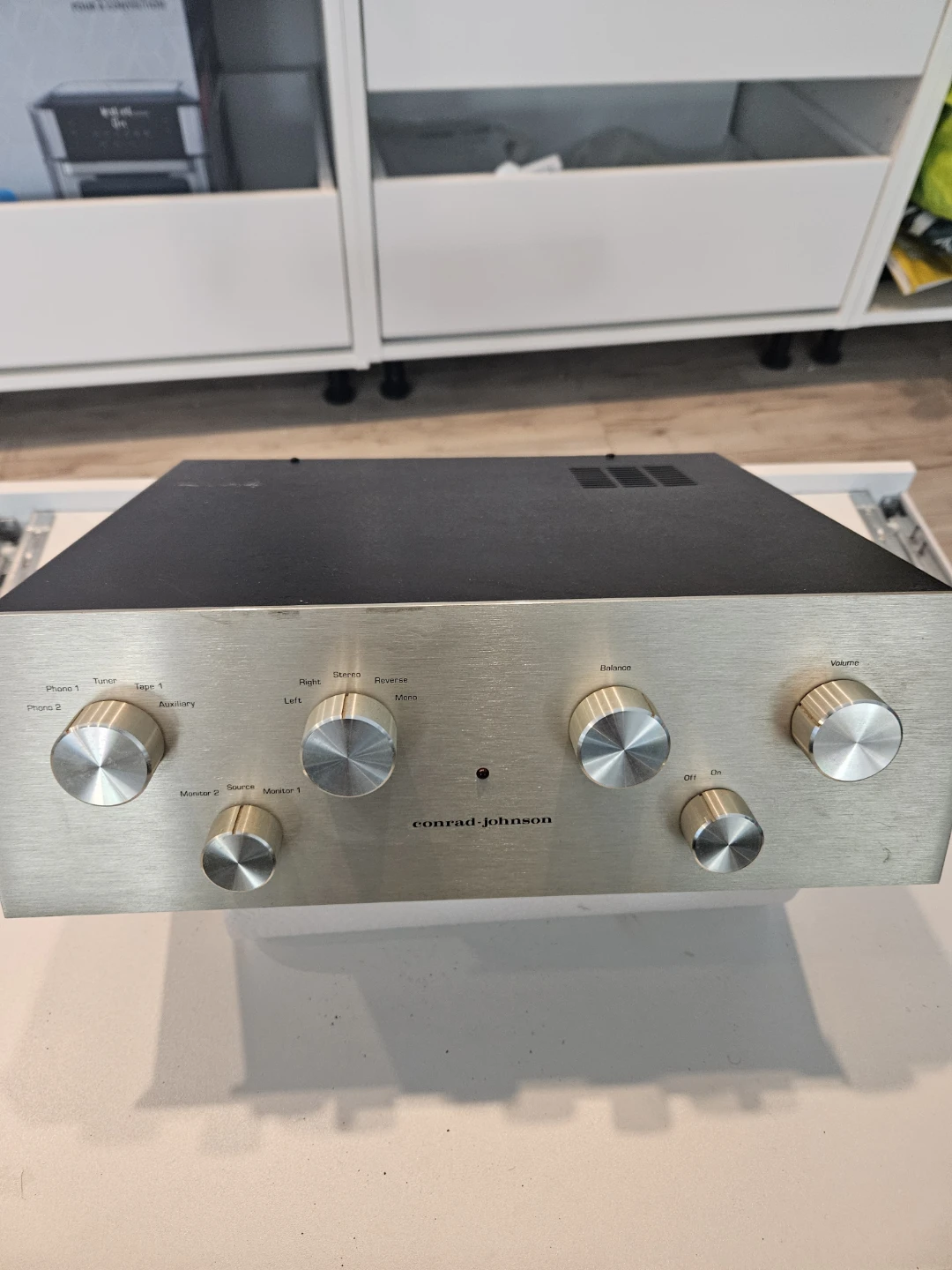 conrad-johnson Stereo Amplifier
