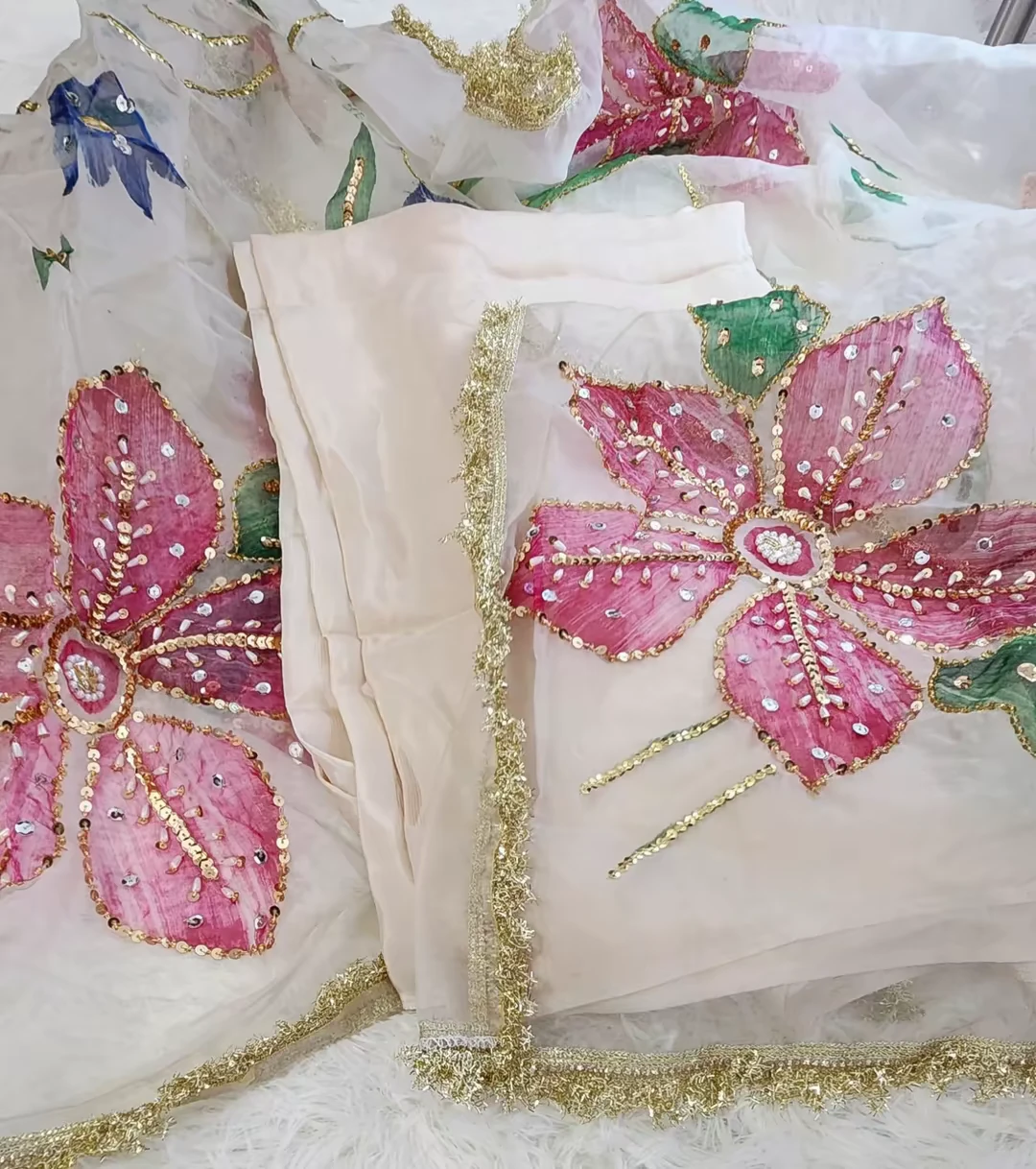Embroidered Dupatta with Floral Design - photo 2