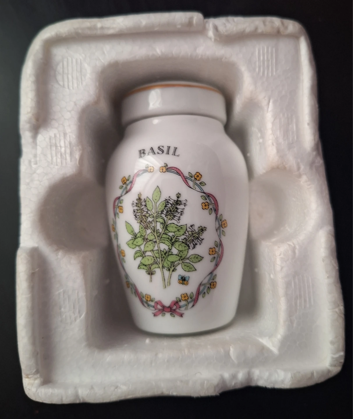 New 1980s Vintage Basil Spice Jar - photo 2