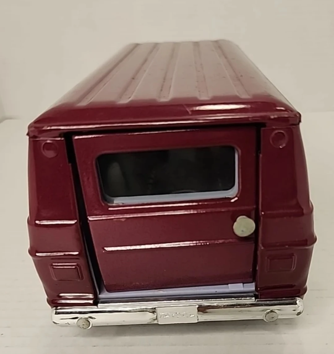 Vintage 1970s Dodge Ertl Bubble Window Conversion Van - photo 3