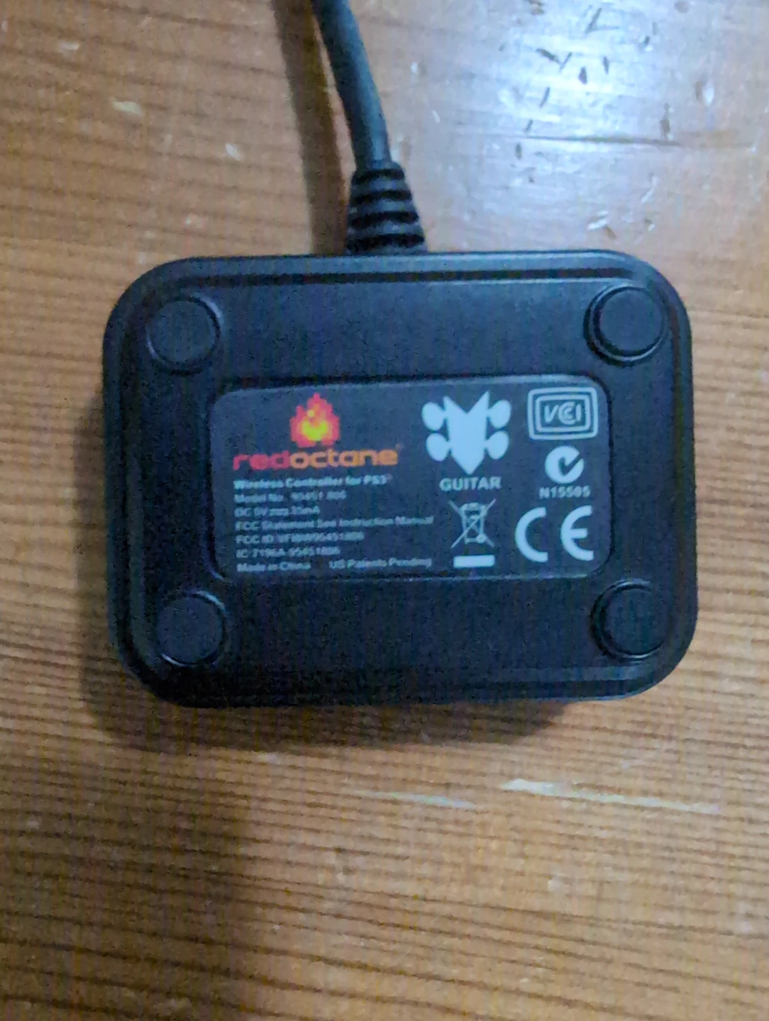 RedOctane Wireless Guitar Controller for PS3 (Guitar Hero) - photo 3