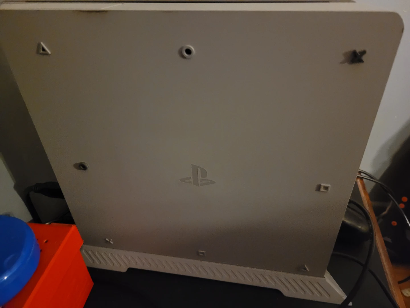 Ps4 slim jailbroken 2tb internal HD with with controller - photo 4