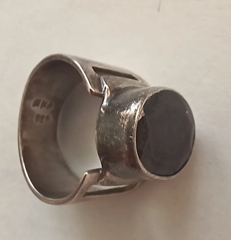 Silver 925 Ring Size 7.5 with Red Stone 7.57 grams - photo 3