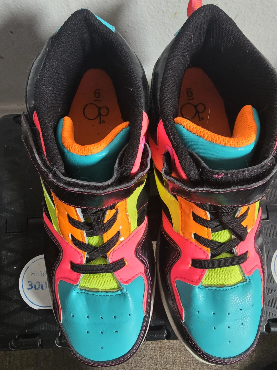 Ocean Pacific Hi-Top Sneakers Size 6 - photo 2