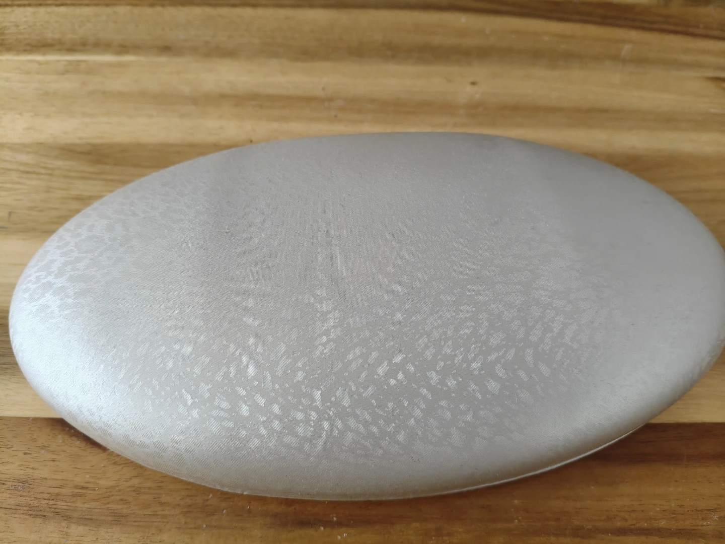 Pearl Necklace with Silver Polishing Cloth - photo 3