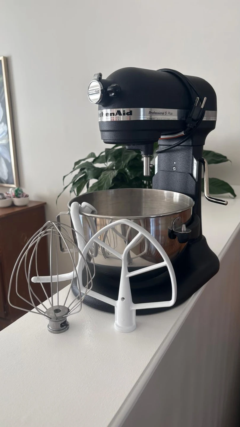 KitchenAid Professional 5 Plus Stand Mixer - Black