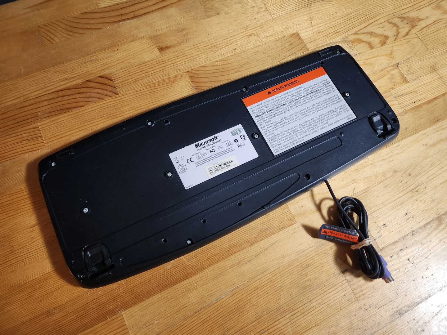 Microsoft Wired Keyboard PS/2 Port - photo 2