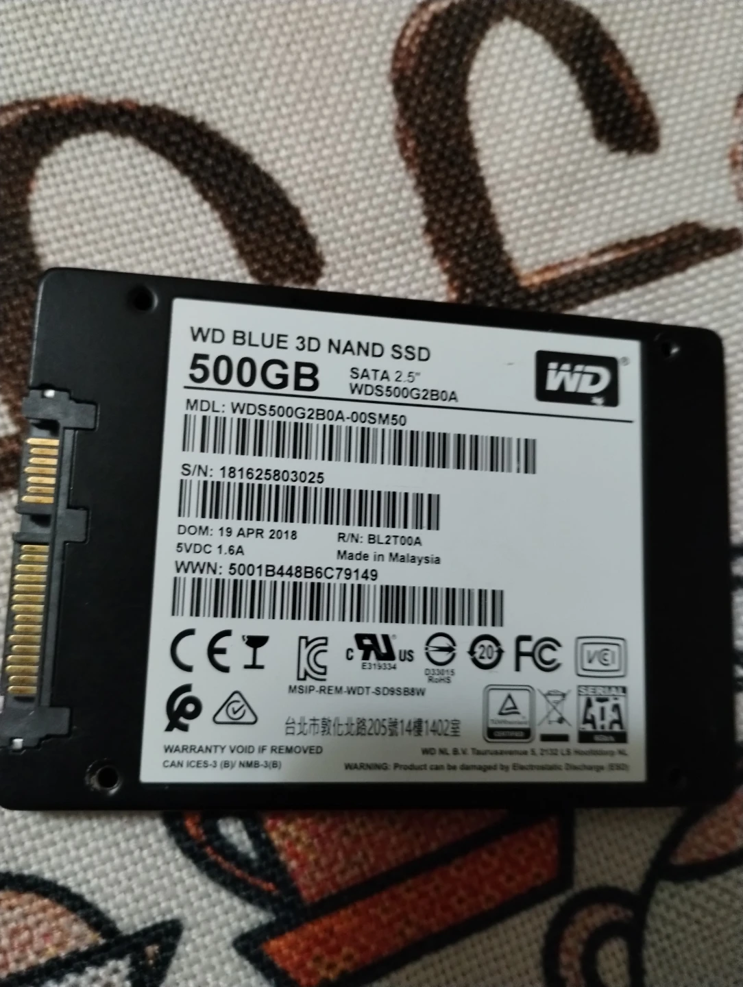 WD Blue 500GB SATA SSD Solid State Drive - photo 2