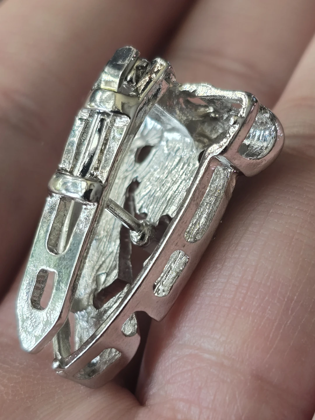 Sparkly Art Deco Style Pendant Necklace - photo 5