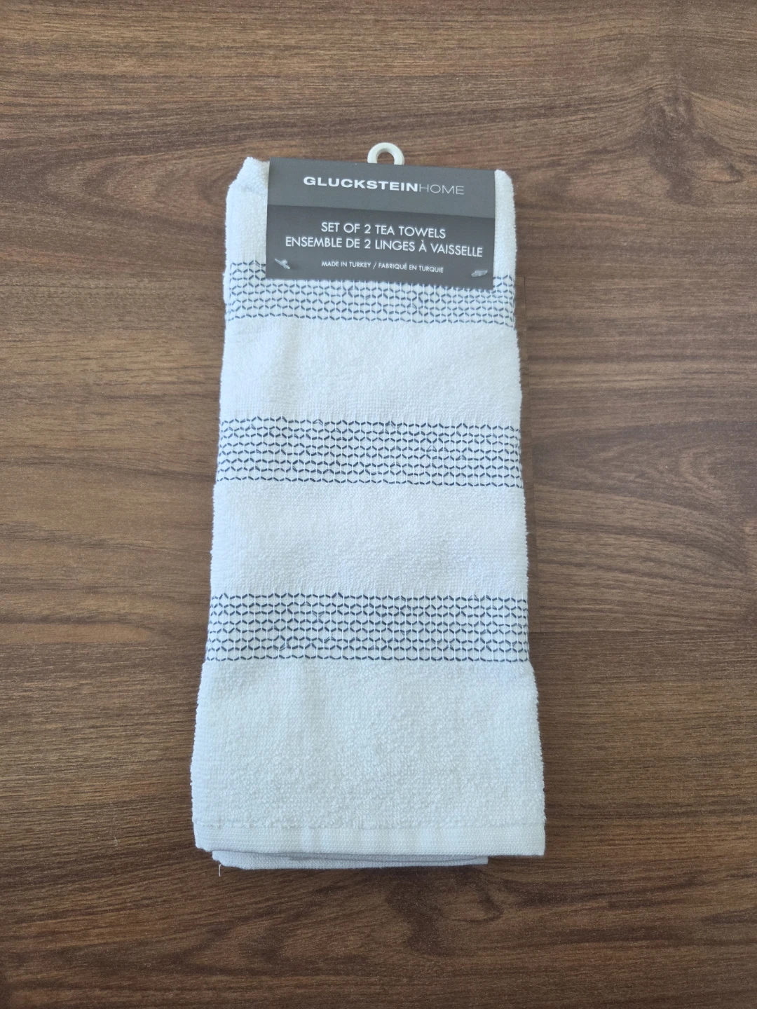 GlucksteinHome Set of 2 Tea Towels