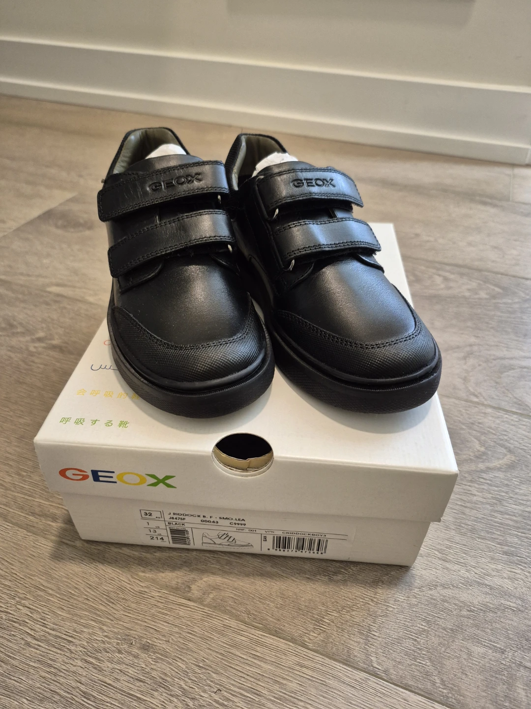 New!GEOX Black Leather Velcro Shoes - Boys Size 13 US / 32 EU