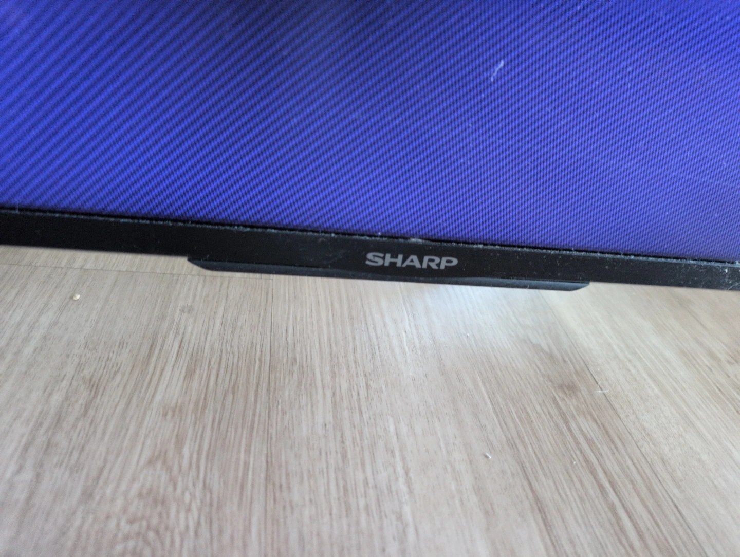 Sharp Roku TV 50 inch - photo 2