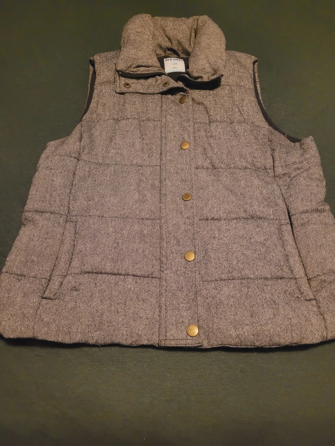 Old Navy Quilted Vest - Size L/G