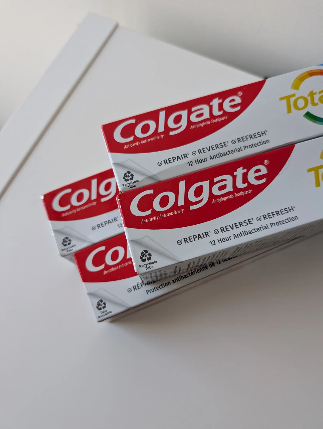 4 x 170 ml large size Colgate Total Whitening Toothpaste - photo 5