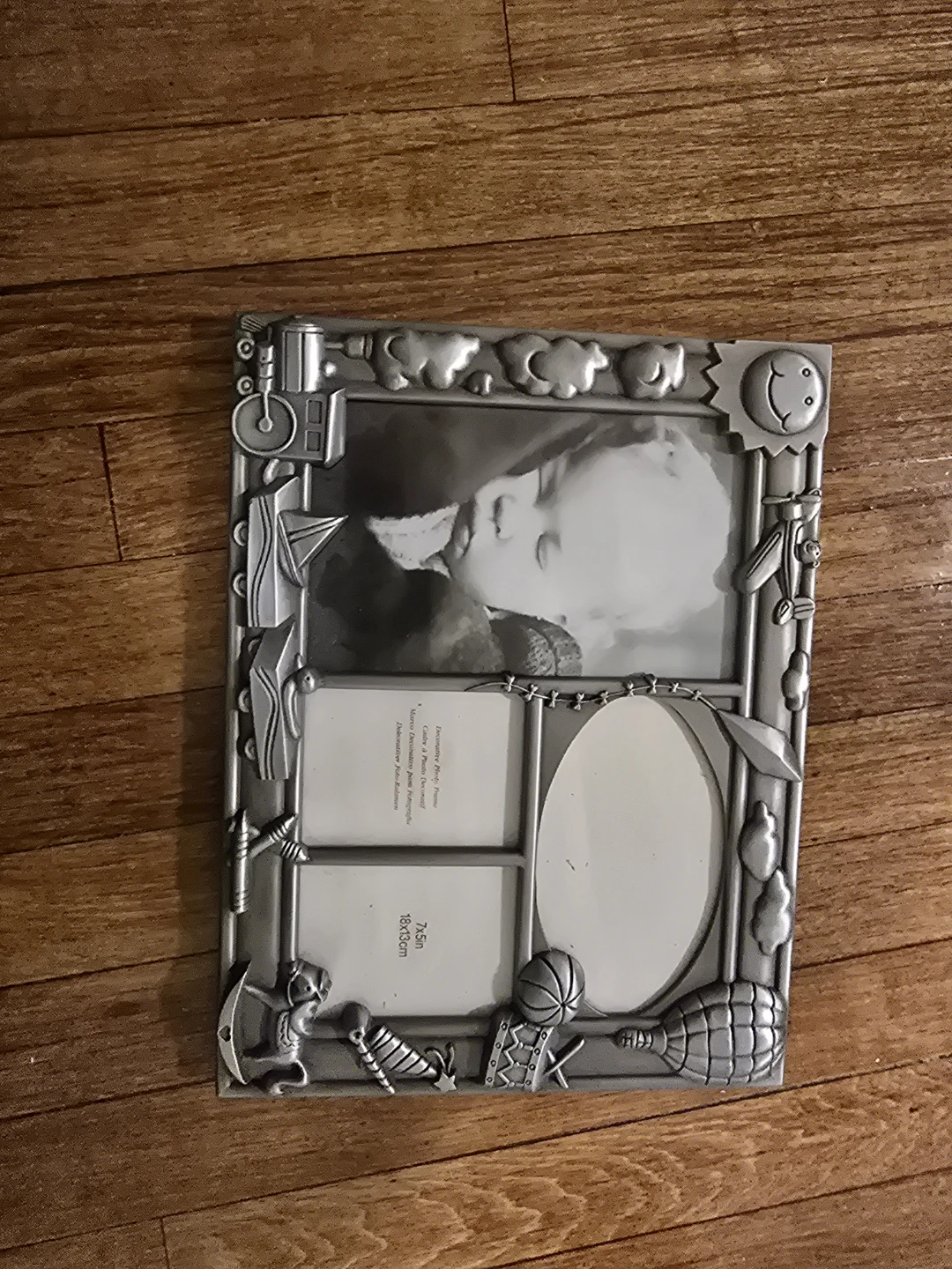 Multi-Photo Frame with Baby Theme - photo 2