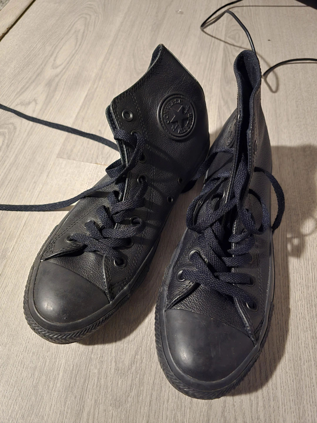 Black Converse size 7.5