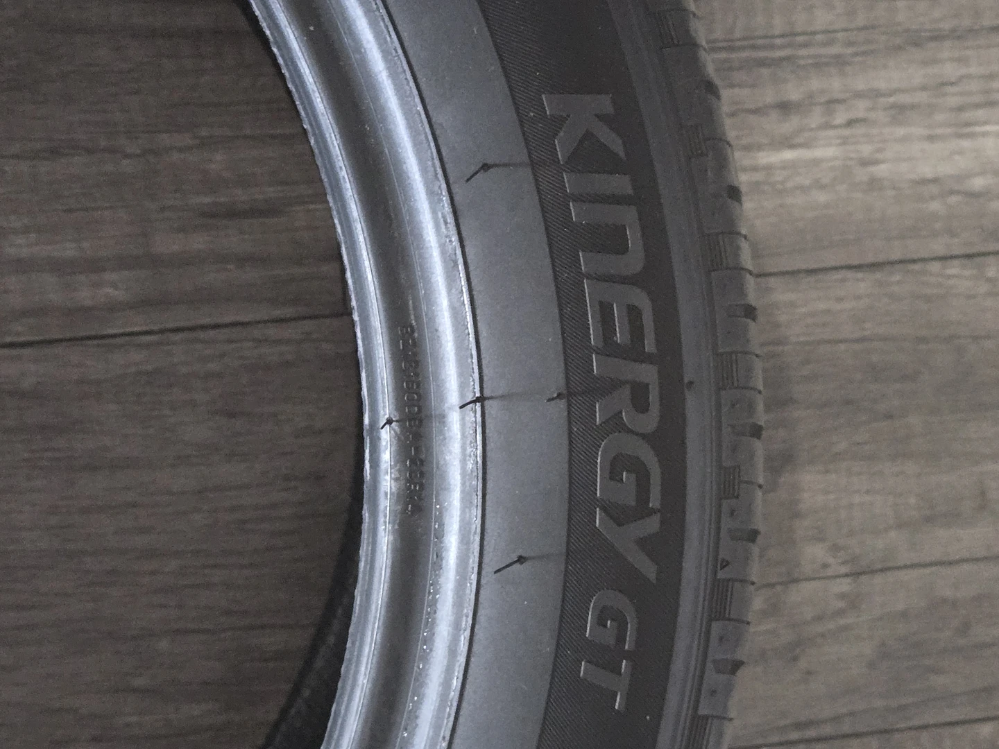 Hankook Kinergy GT Tire 225/45R18 - photo 3