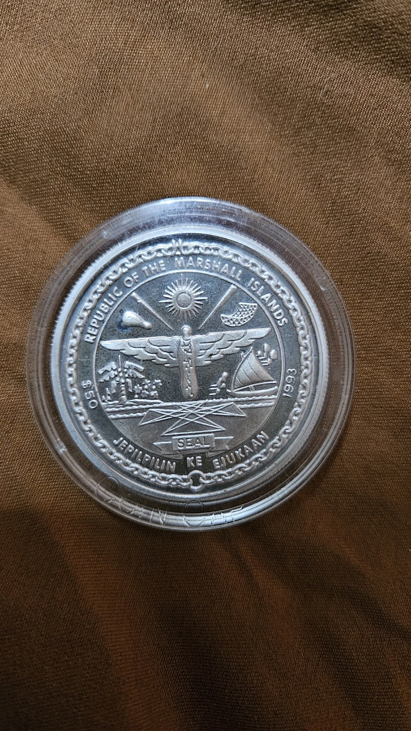 1993 Elvis Presley 50 Dollar Coin Republic Marshal Islands - photo 2