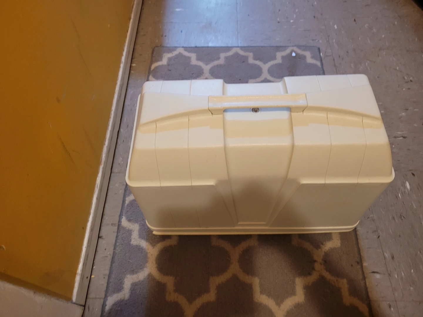 Napa Sewing Machine with Case - photo 3