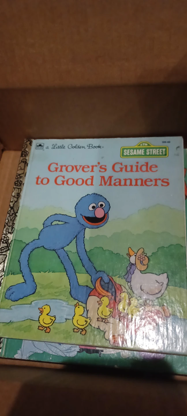 Box of children books - photo 3