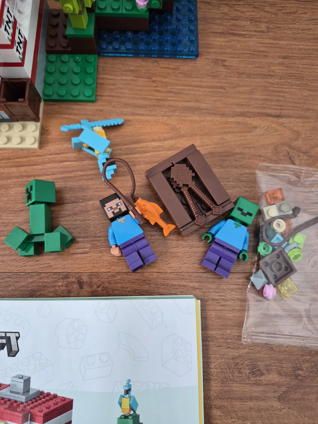 LEGO Minecraft The TNT Jungle House 21275 Building Toy - photo 3