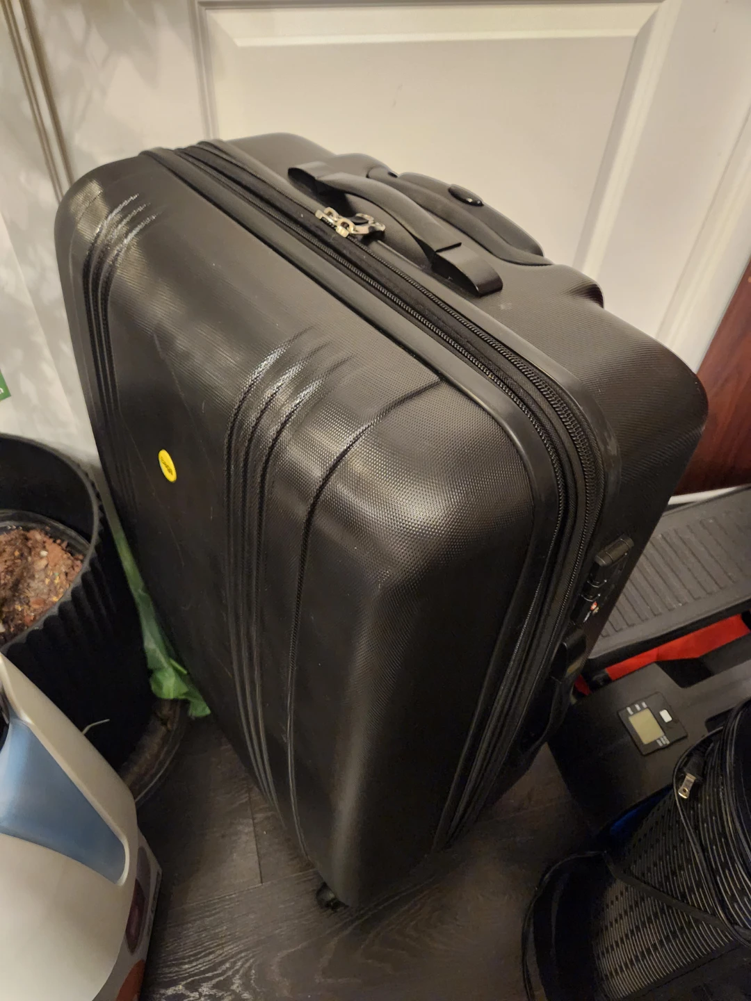 Black Hardside Spinner Suitcase