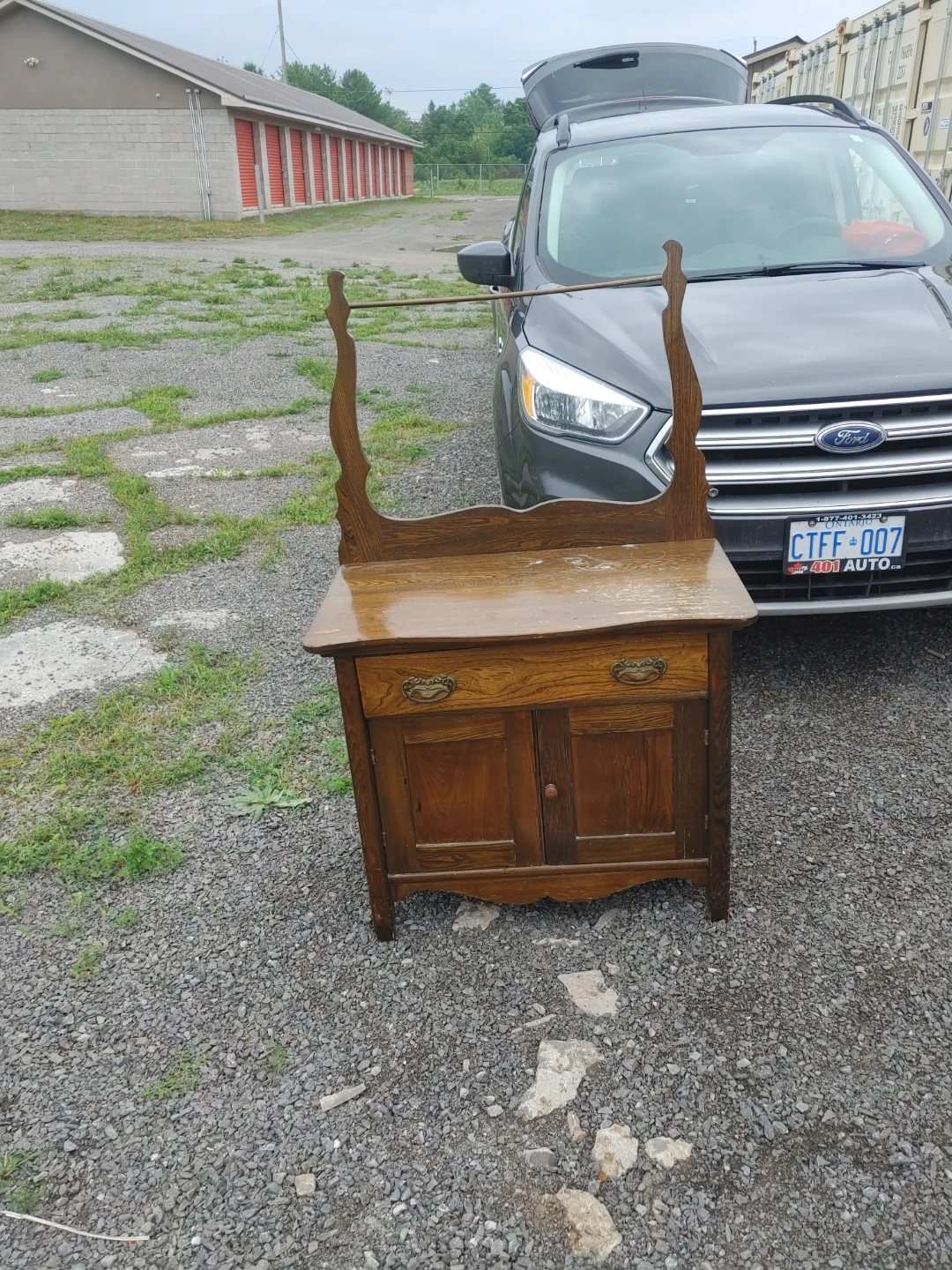 Antique Oak Vanity - photo 2
