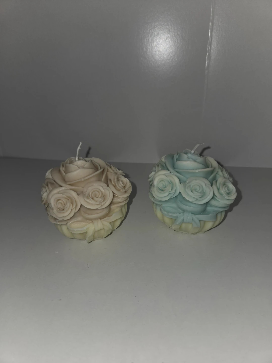 Set of 2 Rose Shaped Candles