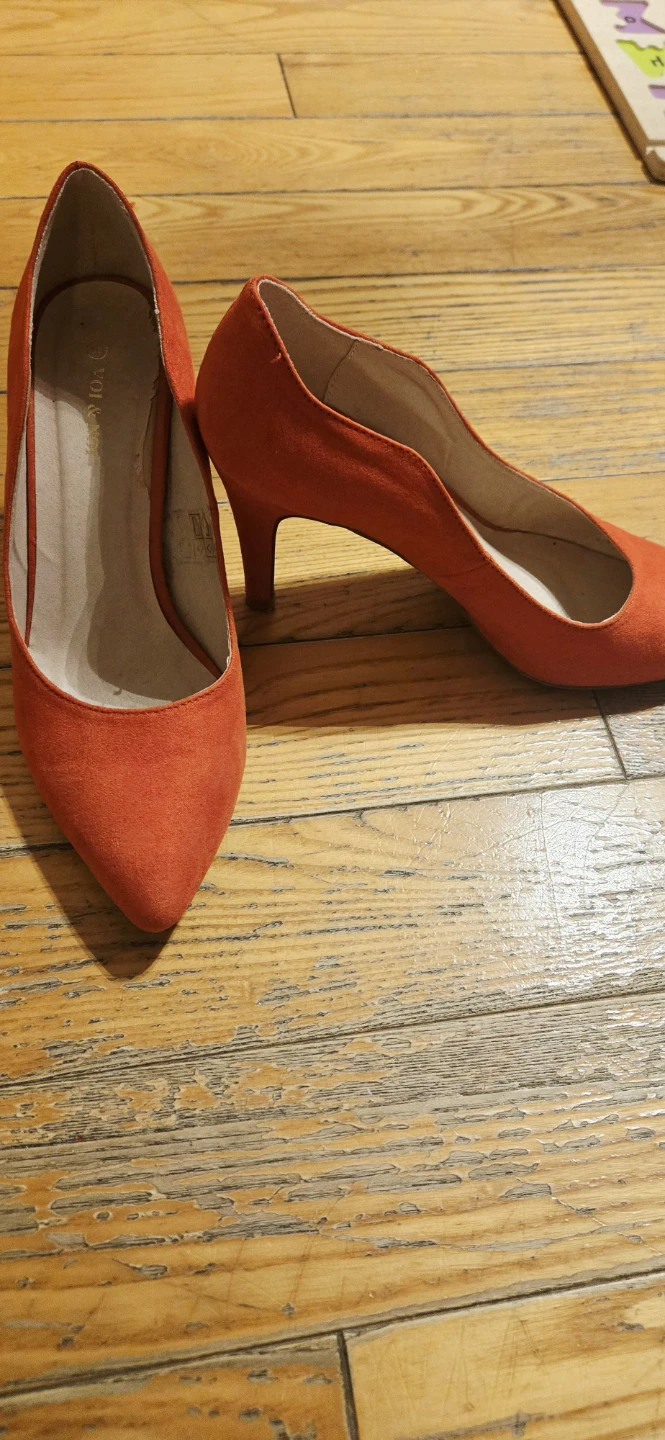 Coral Red Suede Pointed Toe Heels - photo 3