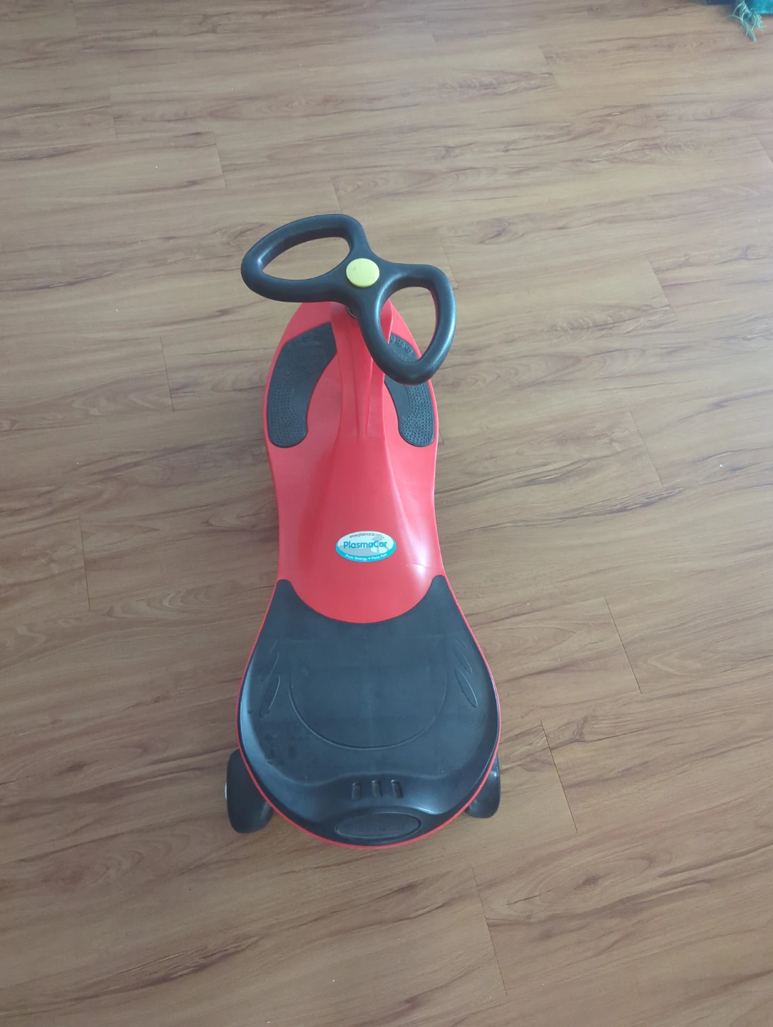 Red PlasmaCar Ride-On Toy