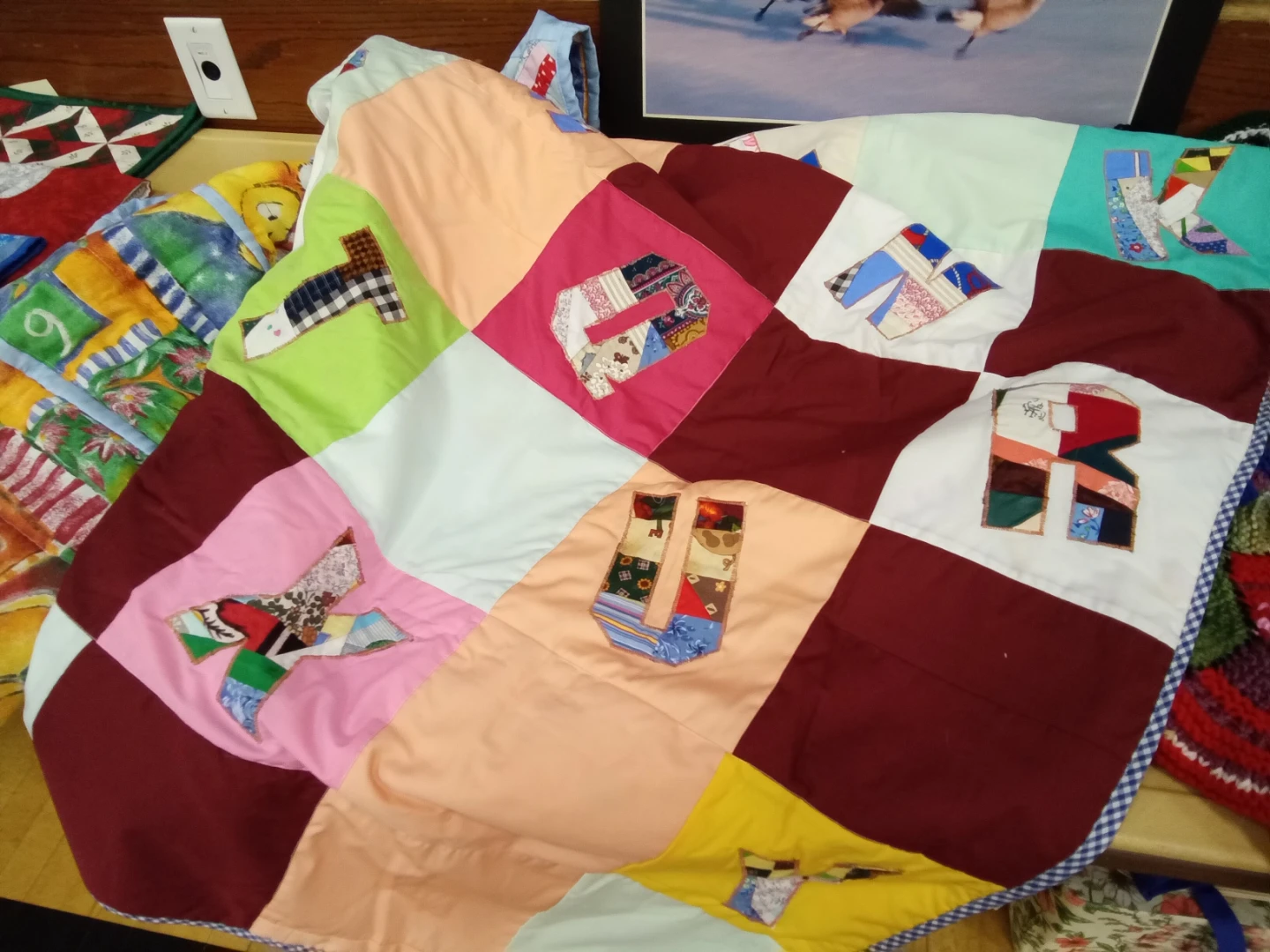 Quilts, quilts and more quilts - photo 5