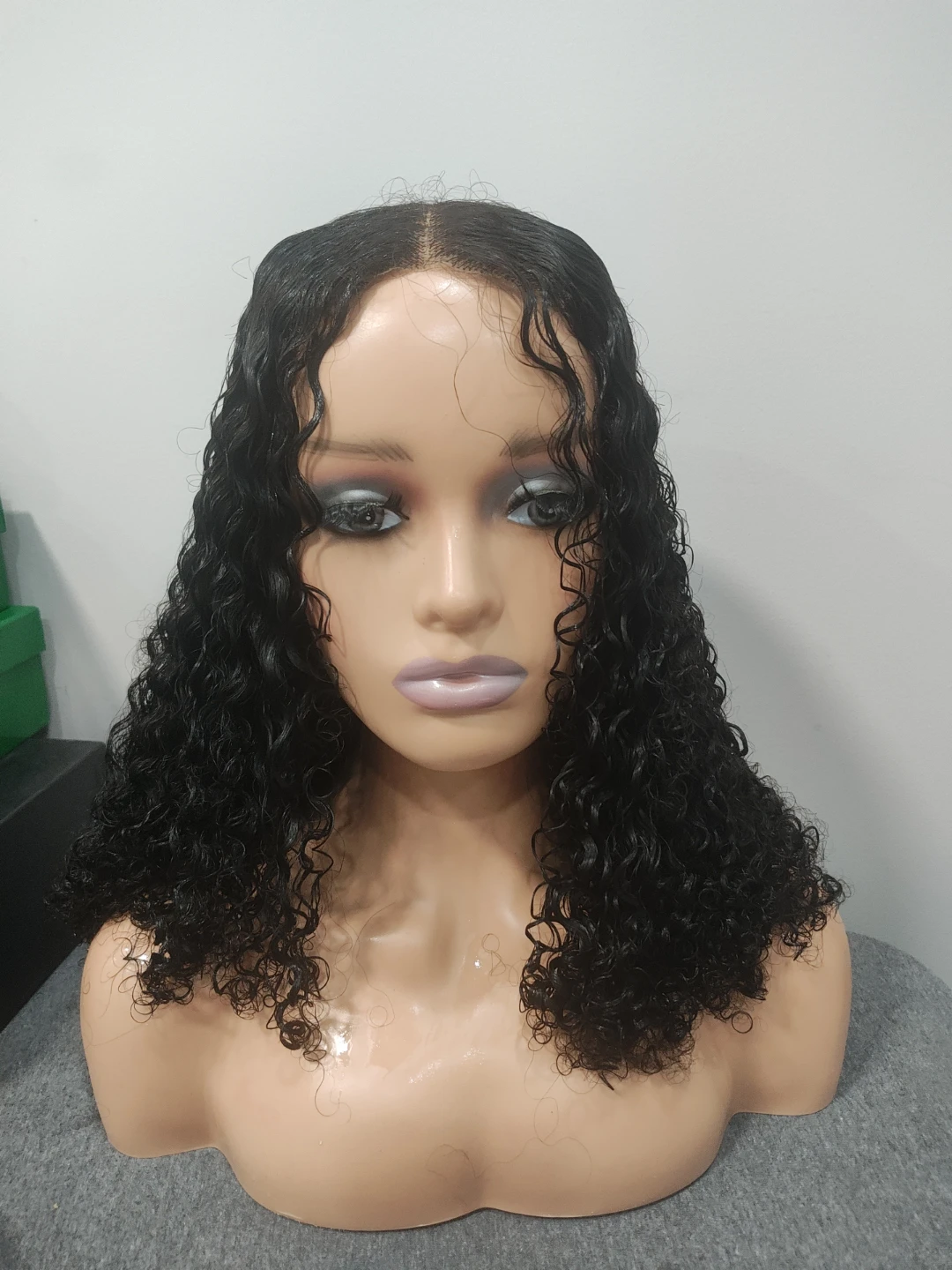 Black Curly Wig - photo 5