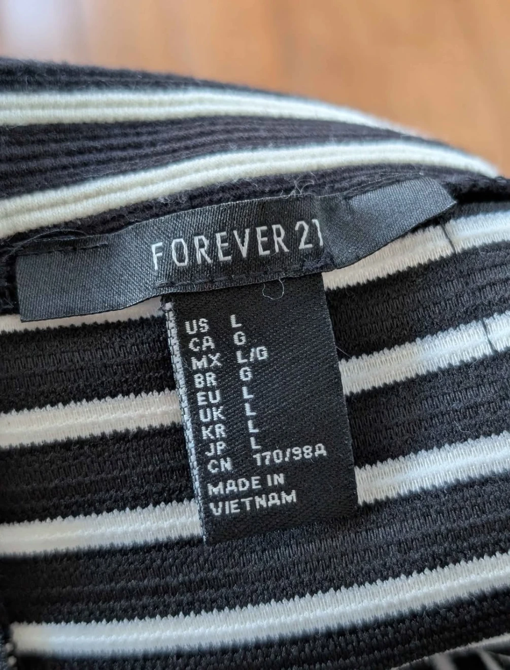 H&M Black & White Striped Pencil Skirt - photo 4