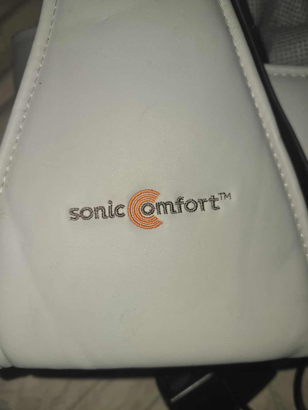 Sonic Comfort Neck and Shoulder Massager with Heat - photo 3