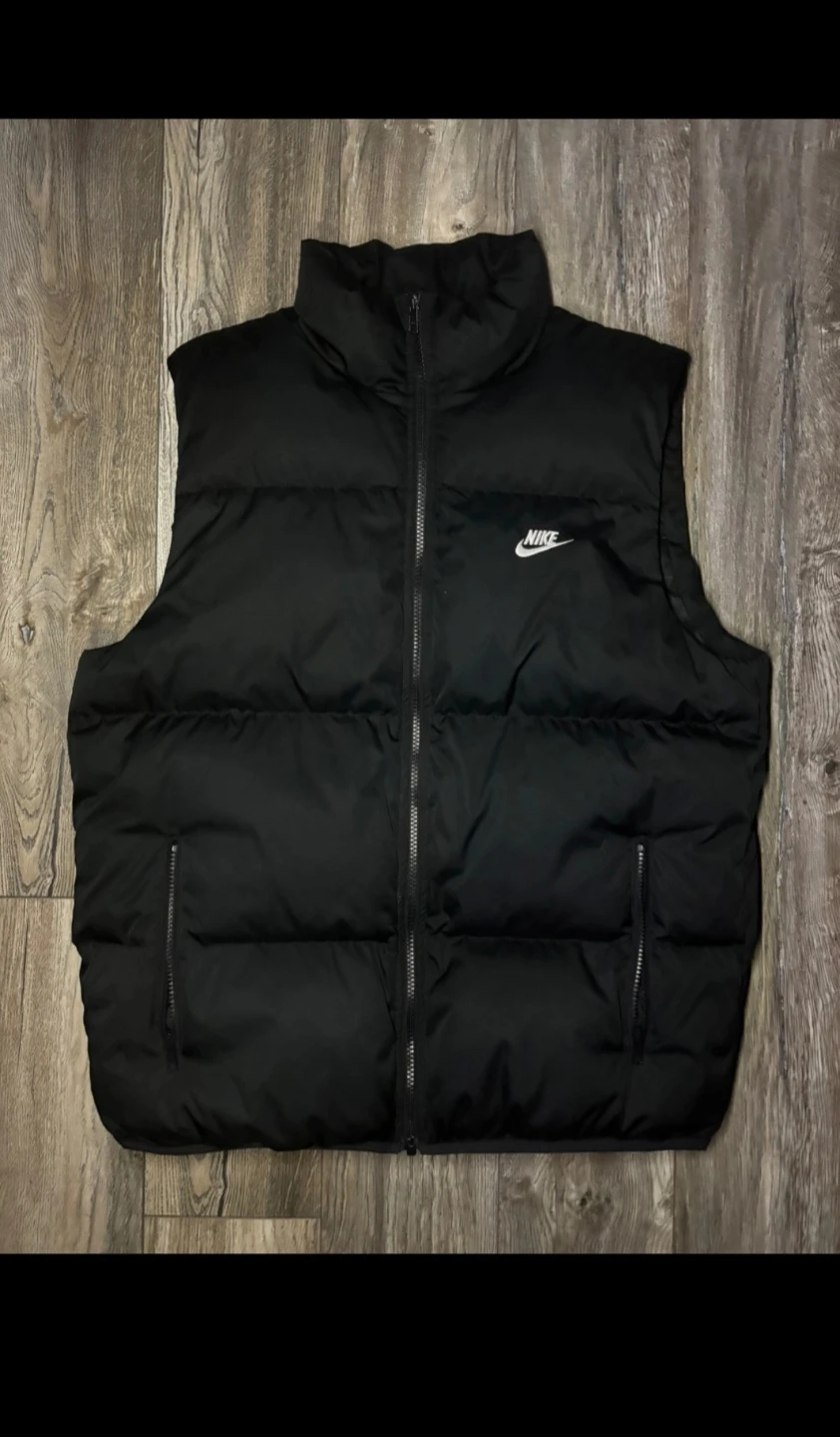 Nike Puffer Vest