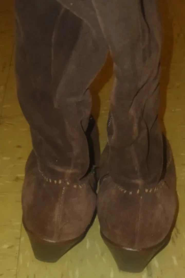 🥕🥕🥕 winter item AEROSOLES Brown Suede Wedge Boots - photo 3