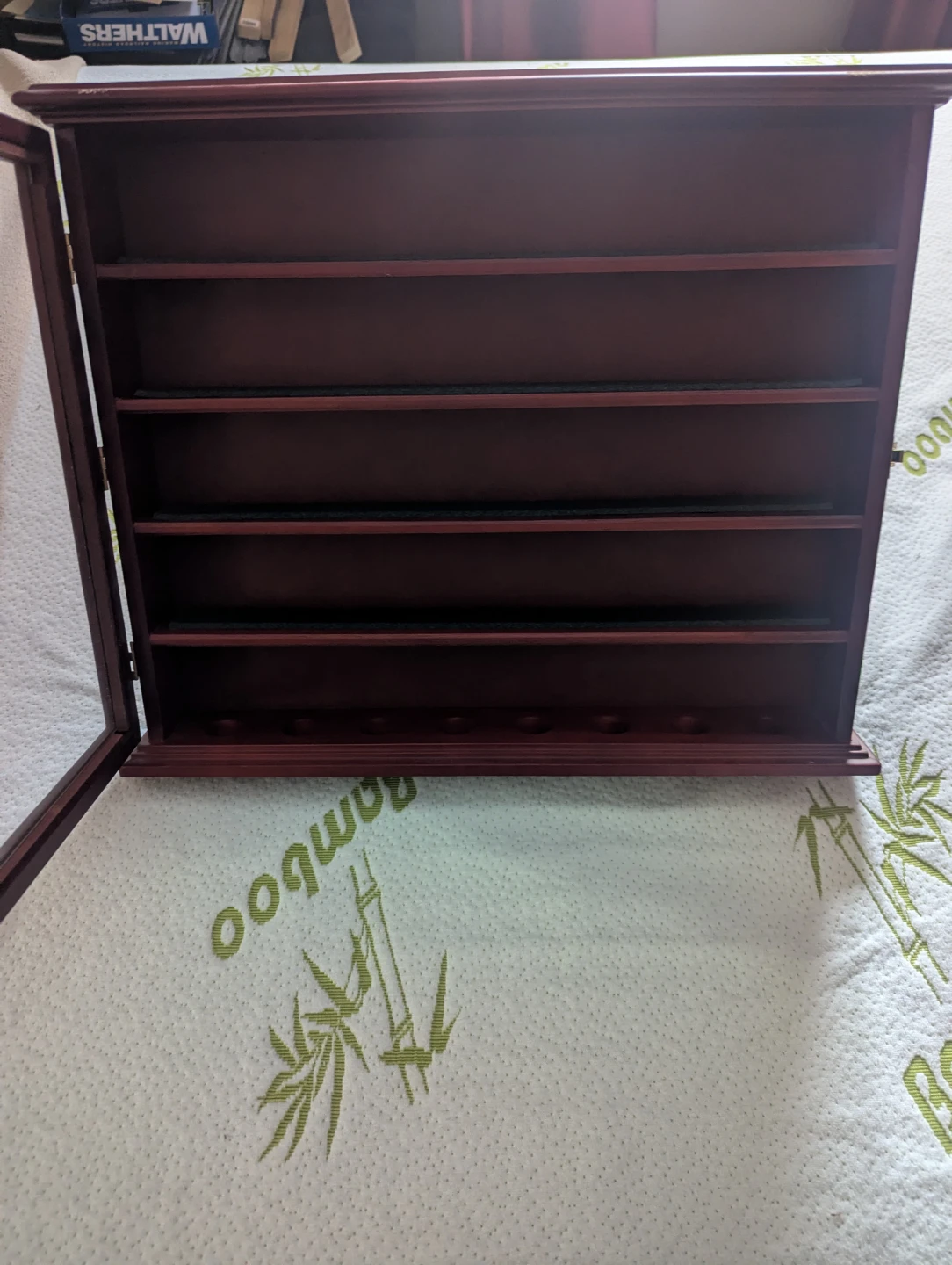 Display Cabinets - photo 3