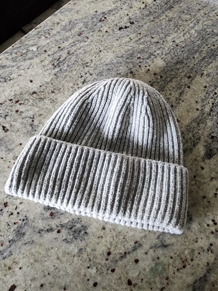 Grey hat adult fit (52-58) very good condition - photo 2