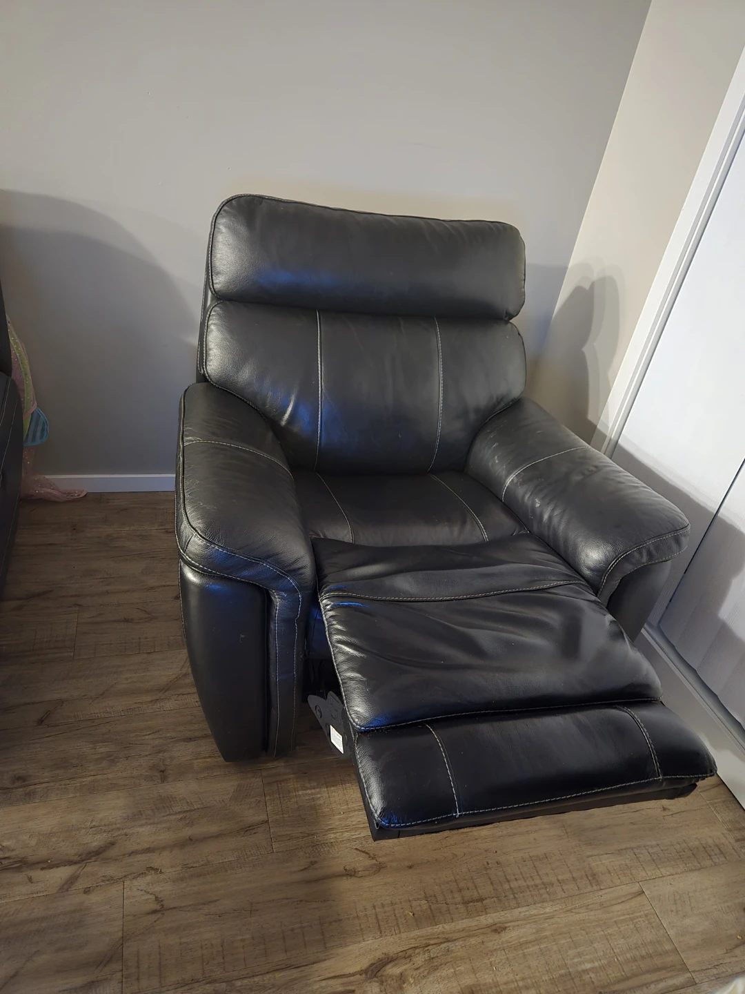 Stallion Leather Dual Power Reclining Sofa - photo 3