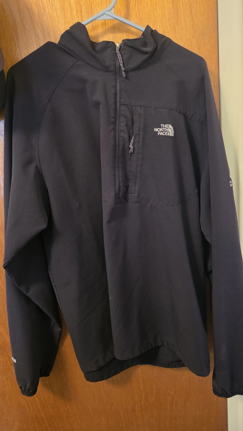 The North Face Windbreaker XL