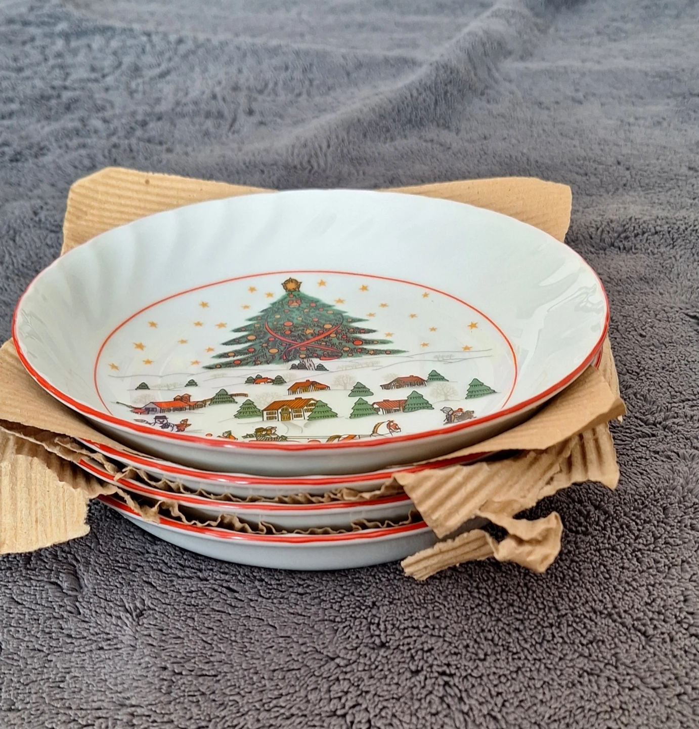 Set of 4 Christmas Bowls🏆 - photo 2
