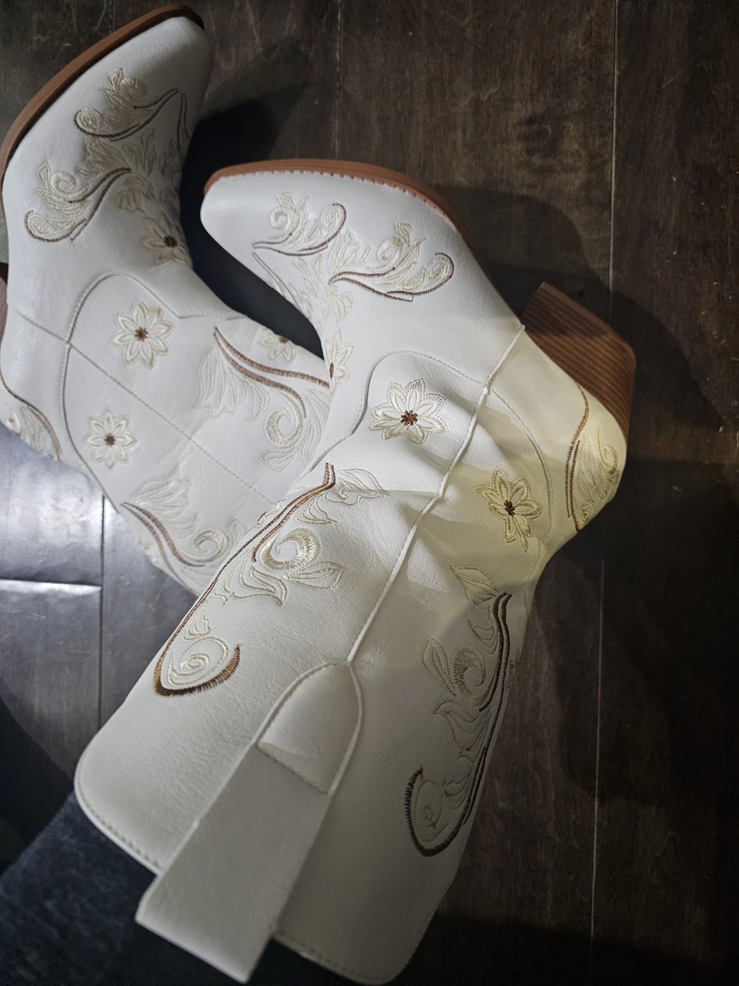 Cowboy Boots - Size 9 (New never used) - photo 3