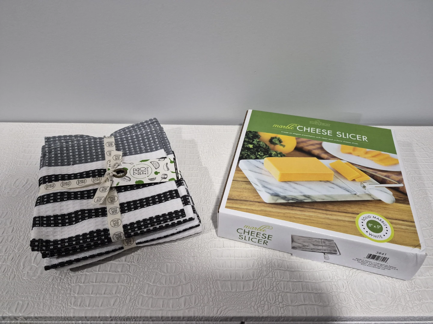Brand New Cheese Slicer and Tea Towels Set